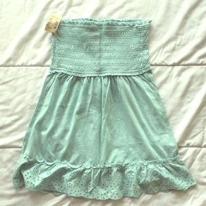 American Eagle Strapless top.